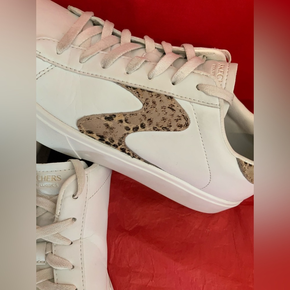 SKECHERS - Picture 2 of 12